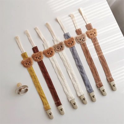 Attache tetine petit ours